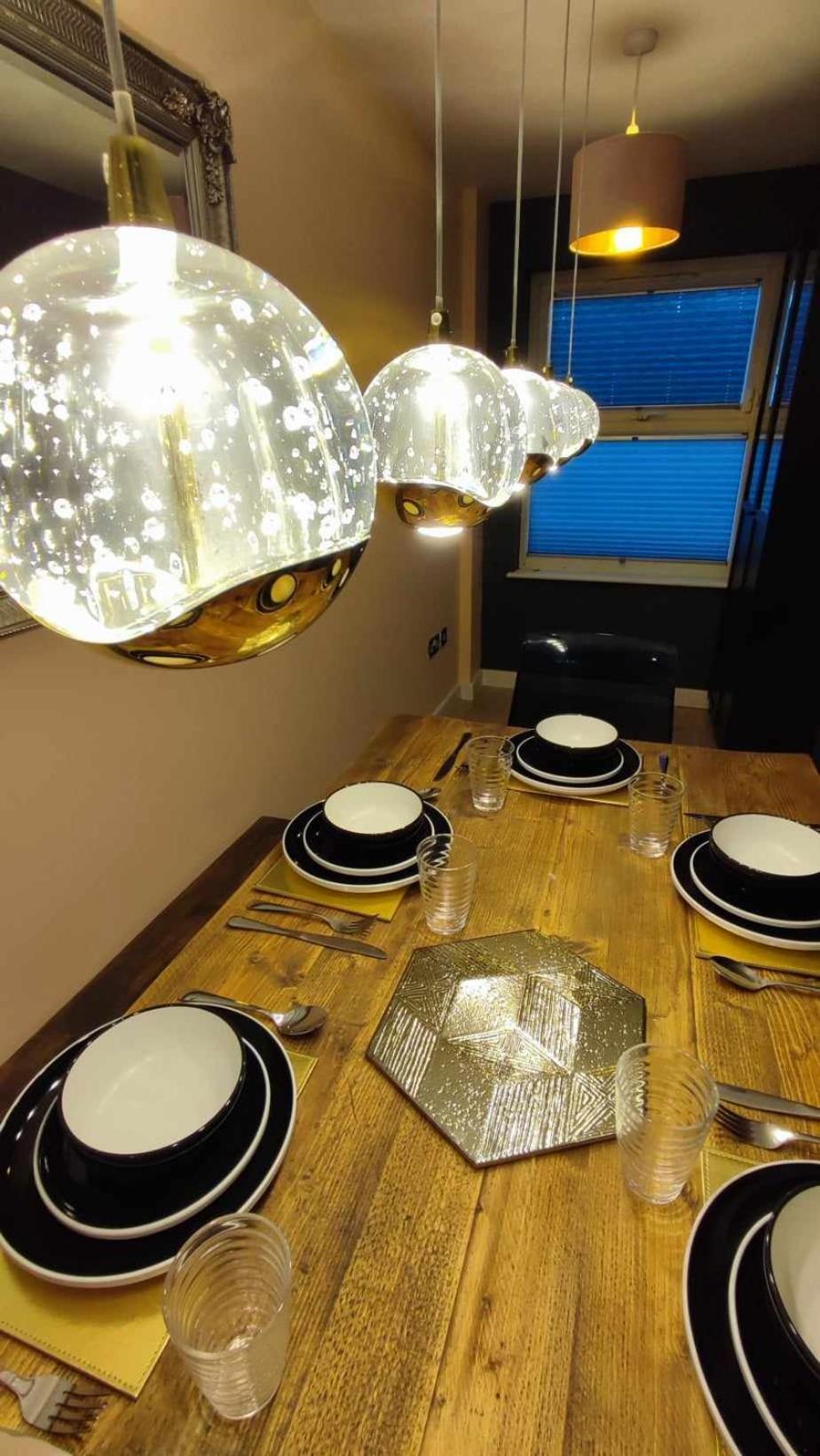 Duplex Apartment In Leeds With King Size Bed - Long Stay Rates Available Eksteriør billede
