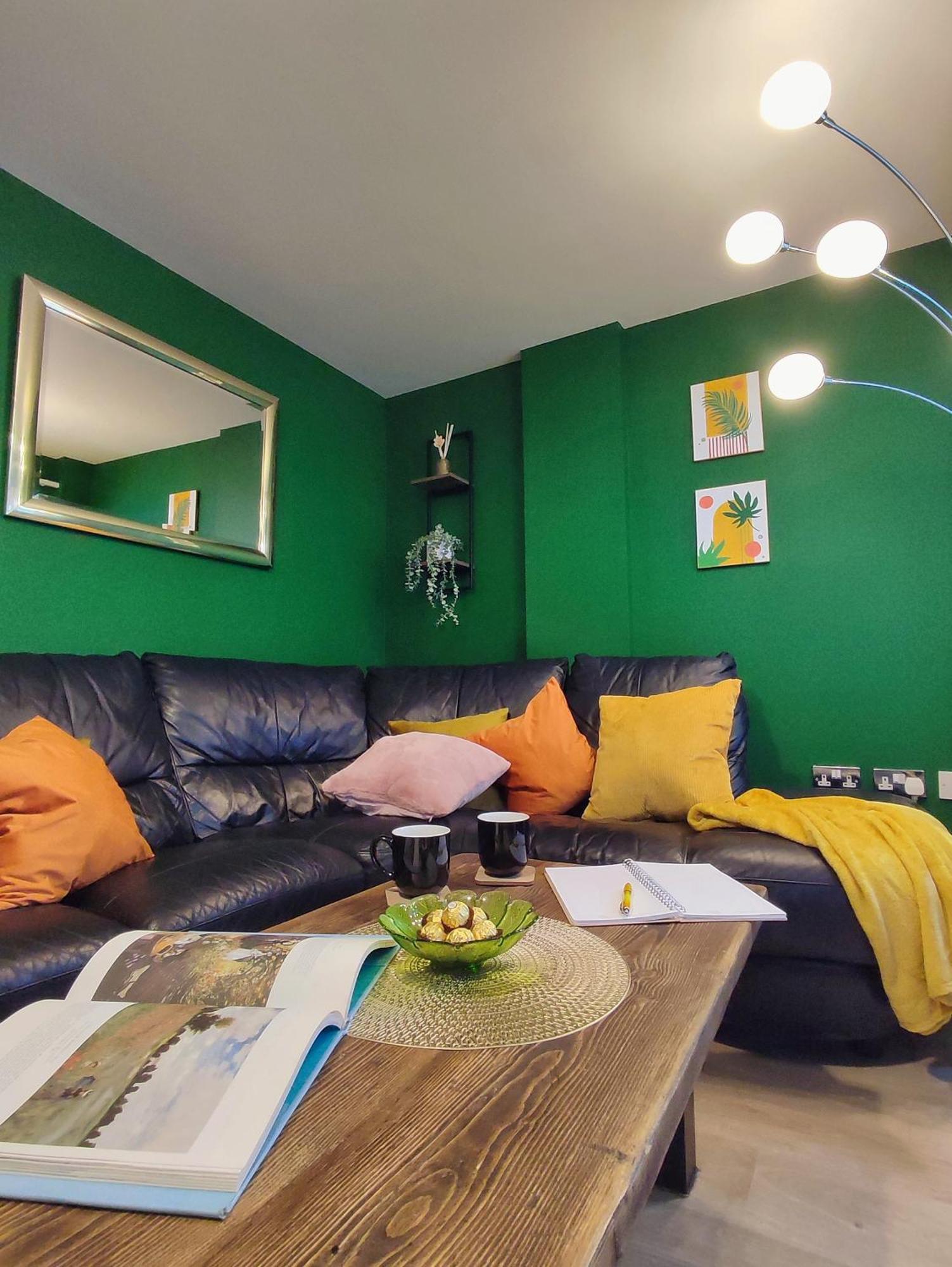 Duplex Apartment In Leeds With King Size Bed - Long Stay Rates Available Eksteriør billede