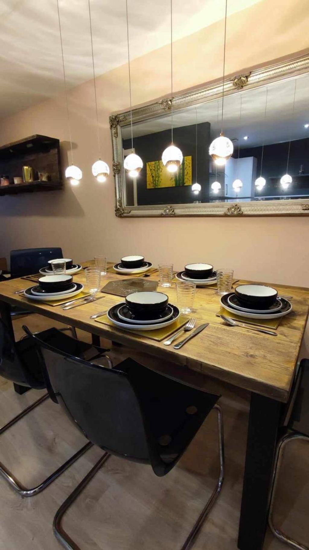 Duplex Apartment In Leeds With King Size Bed - Long Stay Rates Available Eksteriør billede