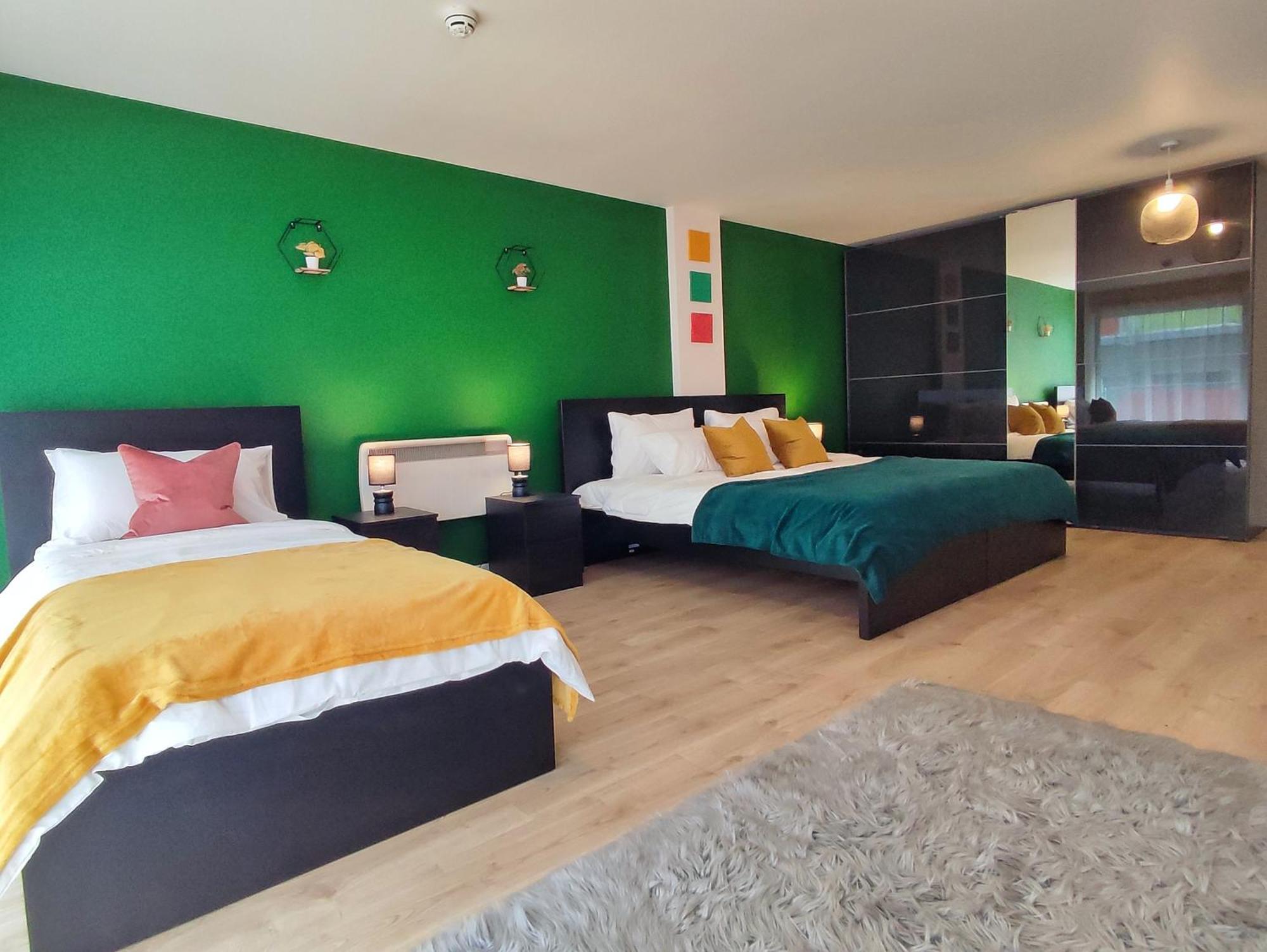 Duplex Apartment In Leeds With King Size Bed - Long Stay Rates Available Eksteriør billede