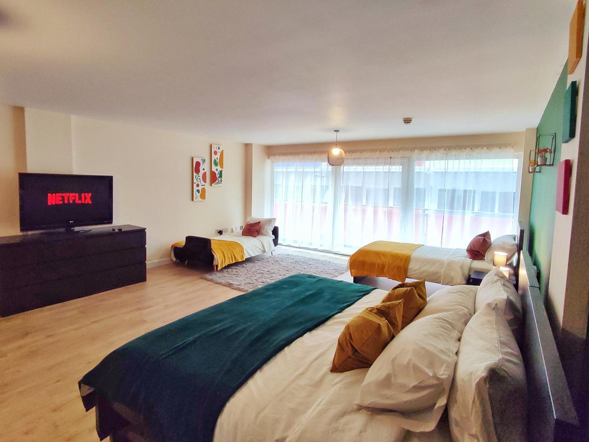 Duplex Apartment In Leeds With King Size Bed - Long Stay Rates Available Eksteriør billede