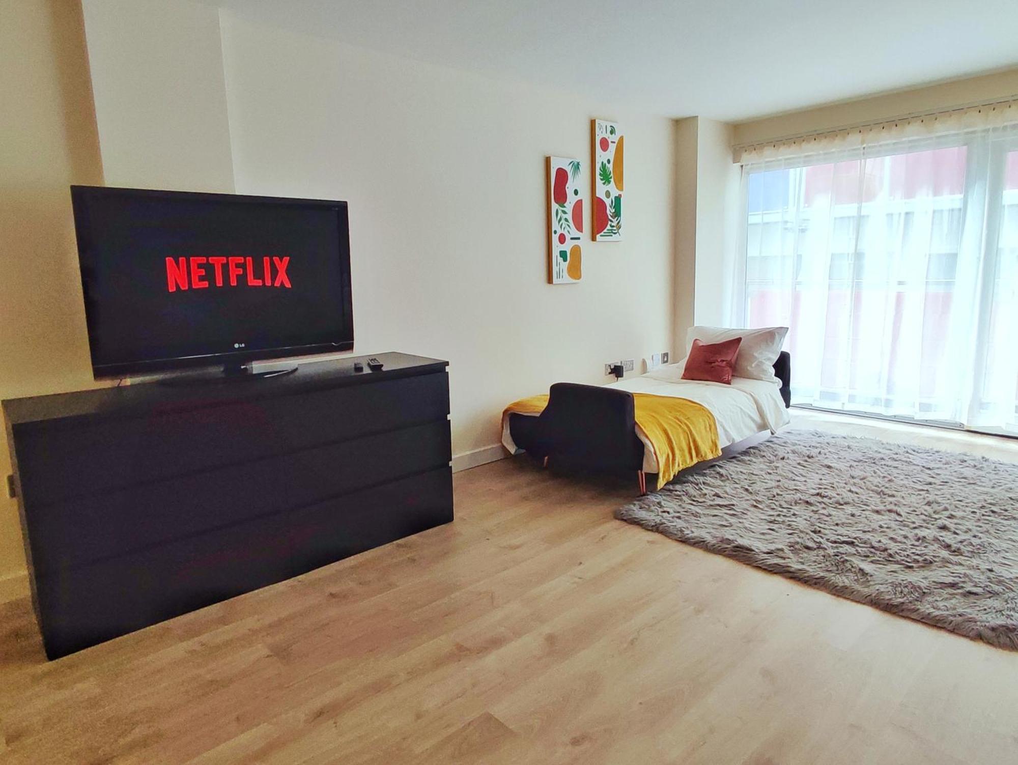 Duplex Apartment In Leeds With King Size Bed - Long Stay Rates Available Eksteriør billede